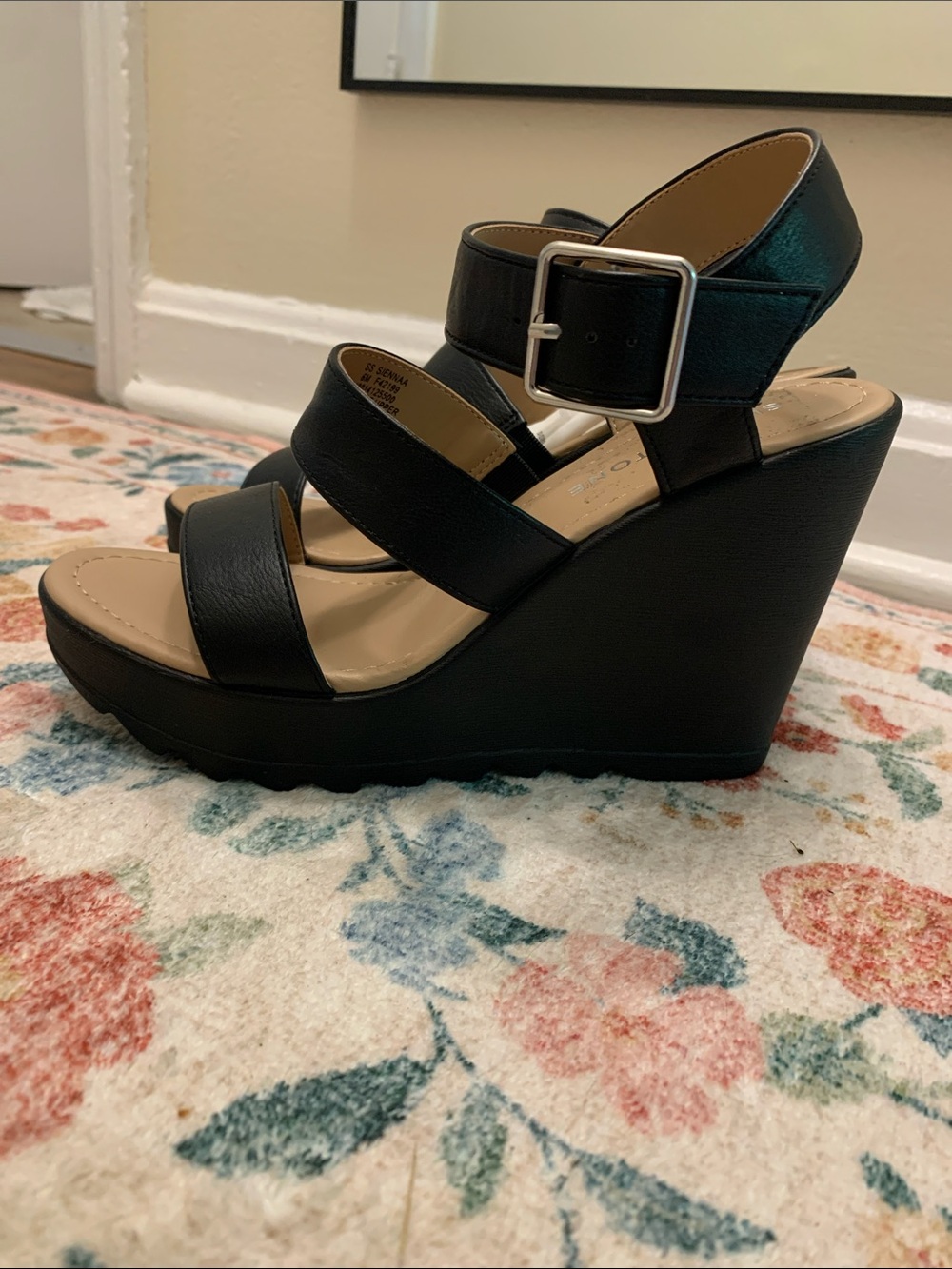 T.J.Maxx Black Triple-Strap Wedge Sandals NWT - Picture 5 of 9